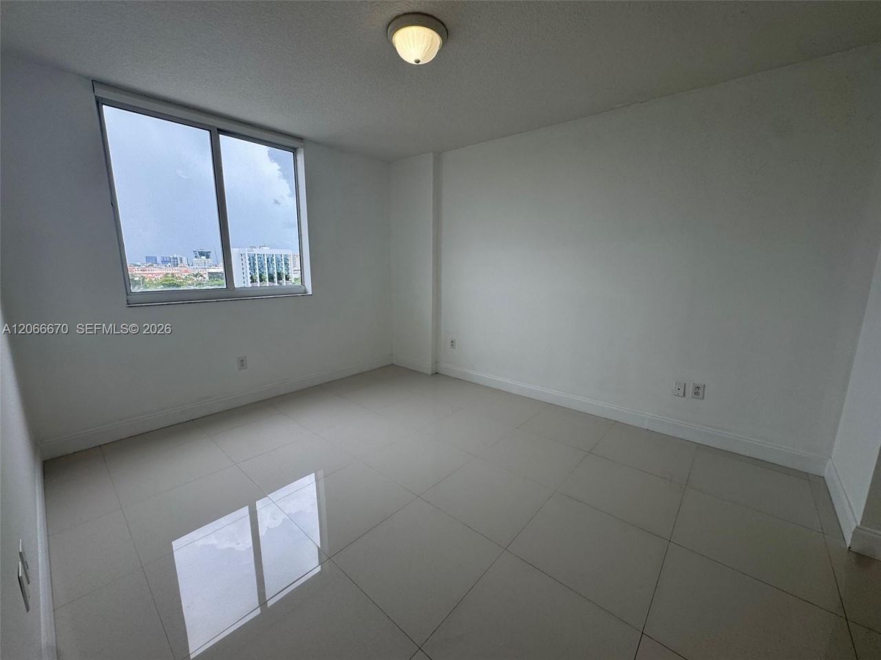18800 NE 29 Av, Unit 1005, Aventura, FL 33180 Photo