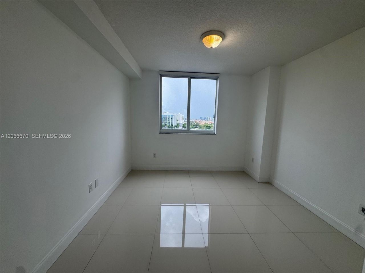 18800 NE 29 Av, Unit 1005, Aventura, FL 33180 Photo