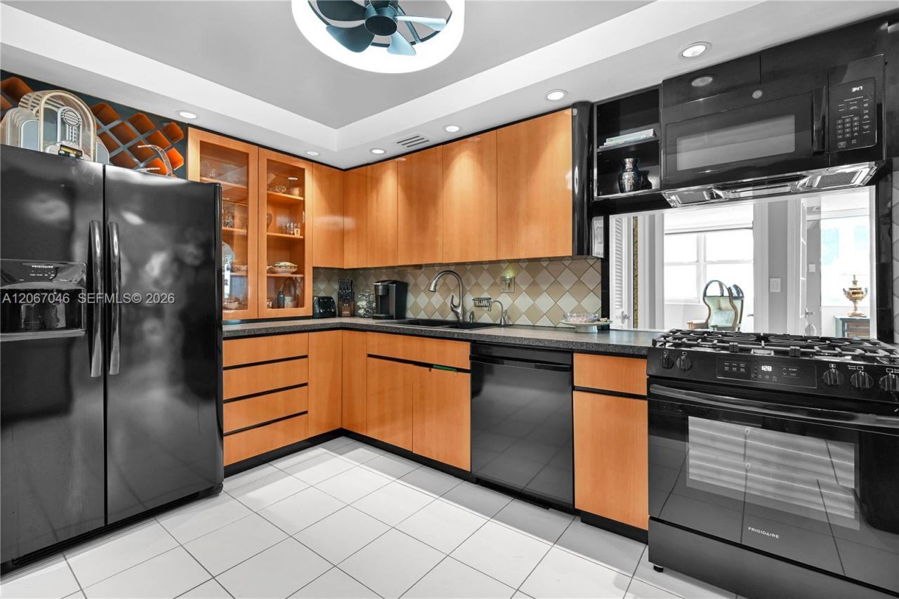 2030 S Ocean Dr , Unit 2027, Hallandale Beach, FL 33009 Photo
