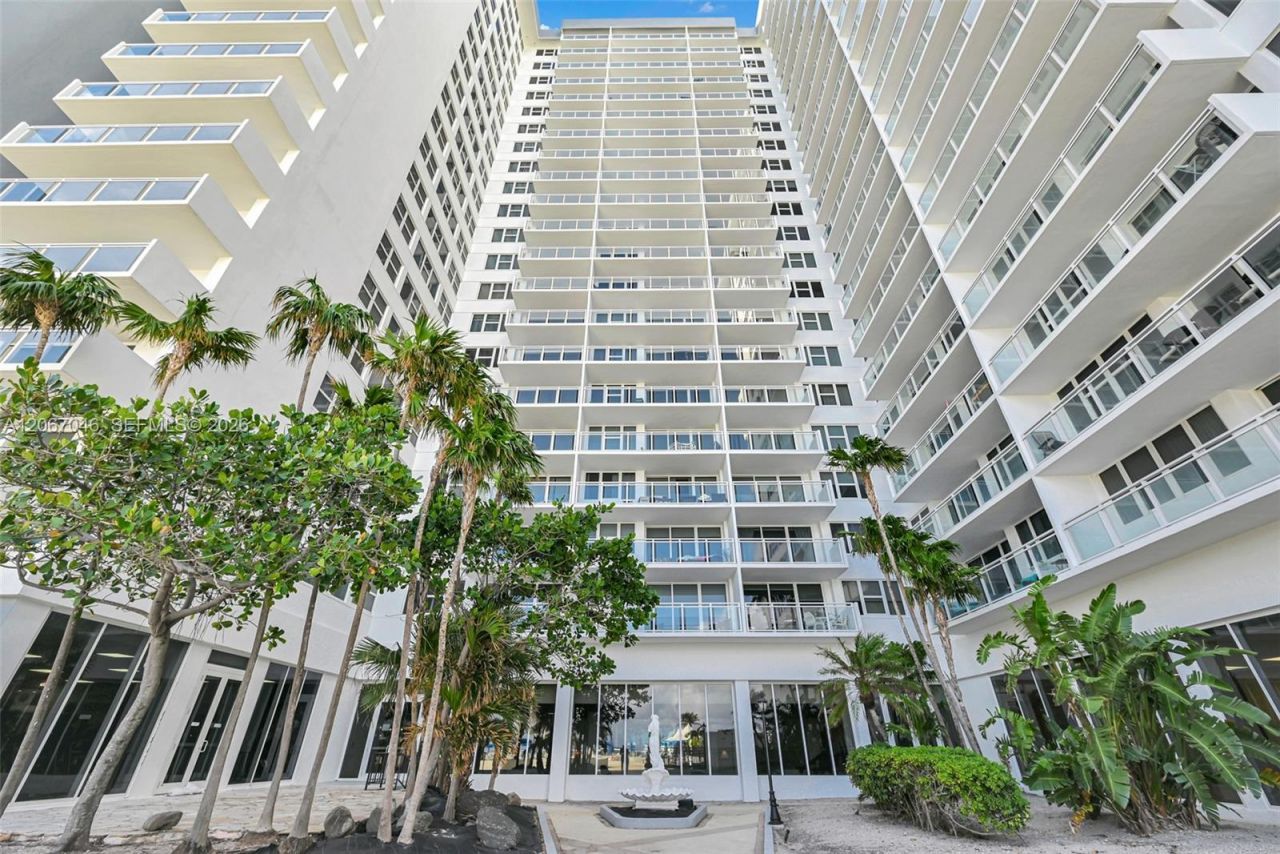 2030 S Ocean Dr , Unit 2027, Hallandale Beach, FL 33009 Photo