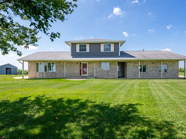 3719 300th Street , New Liberty, IA 52765