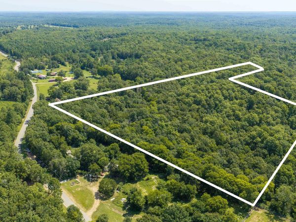 2114 Narrows Road, Benton, AR 72019