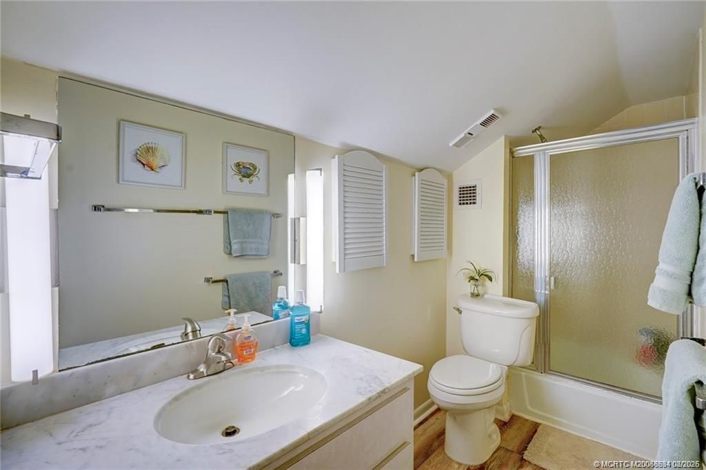 310 NE Golfview Circle, Unit 310, Stuart, FL 34996 Photo