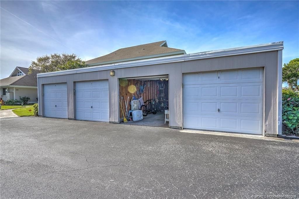 310 NE Golfview Circle, Unit 310, Stuart, FL 34996 Photo