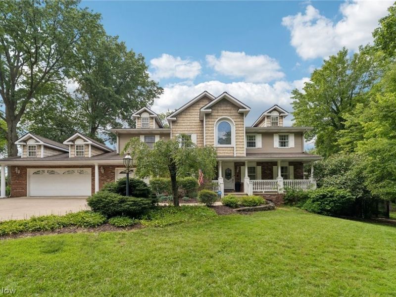 157 Bierce Street, Tallmadge, OH 44278 Photo 2