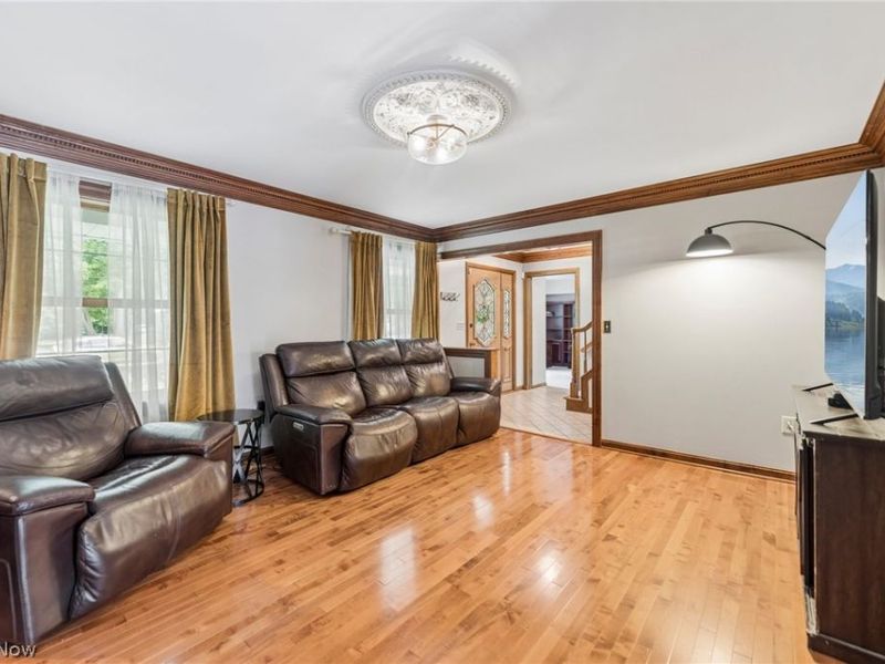 157 Bierce Street, Tallmadge, OH 44278 Photo 5