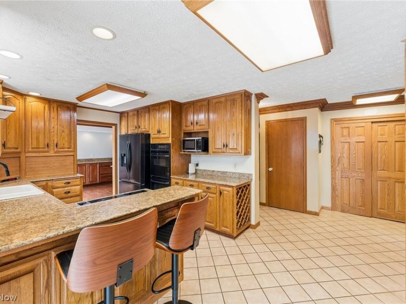 157 Bierce Street, Tallmadge, OH 44278 Photo 9