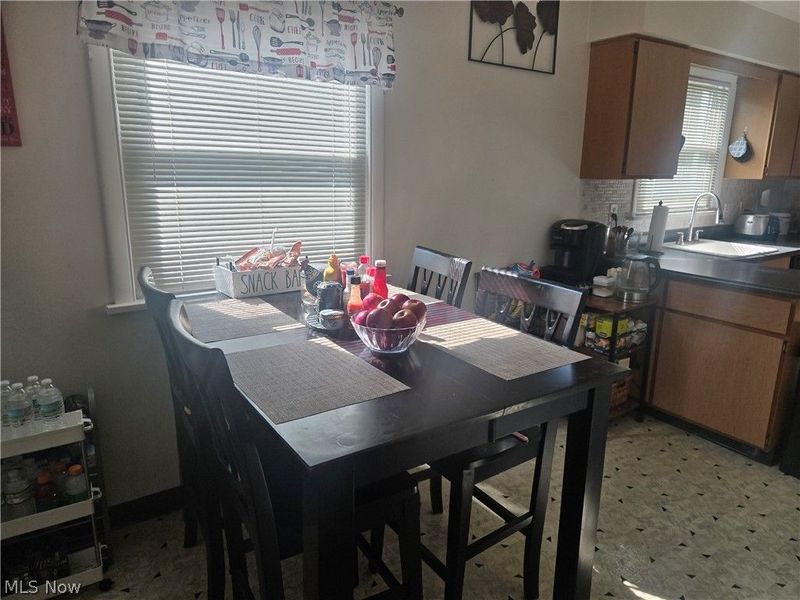 909 NE Willard Avenue NE, Warren, OH 44483 Photo 5