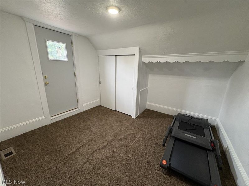 8580 Webster Road, Strongsville, OH 44136 Photo 16