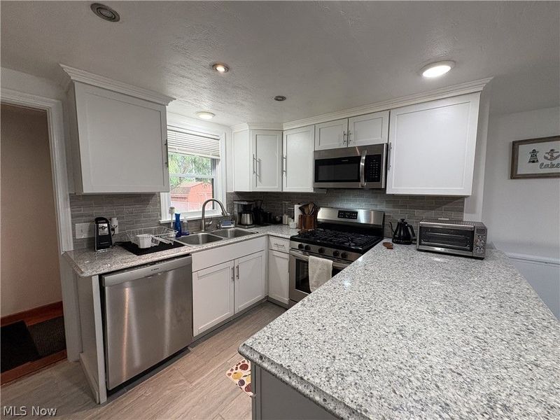 8580 Webster Road, Strongsville, OH 44136 Photo 4