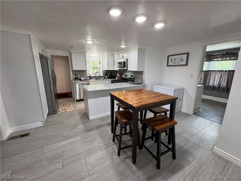 8580 Webster Road, Strongsville, OH 44136 Photo 6