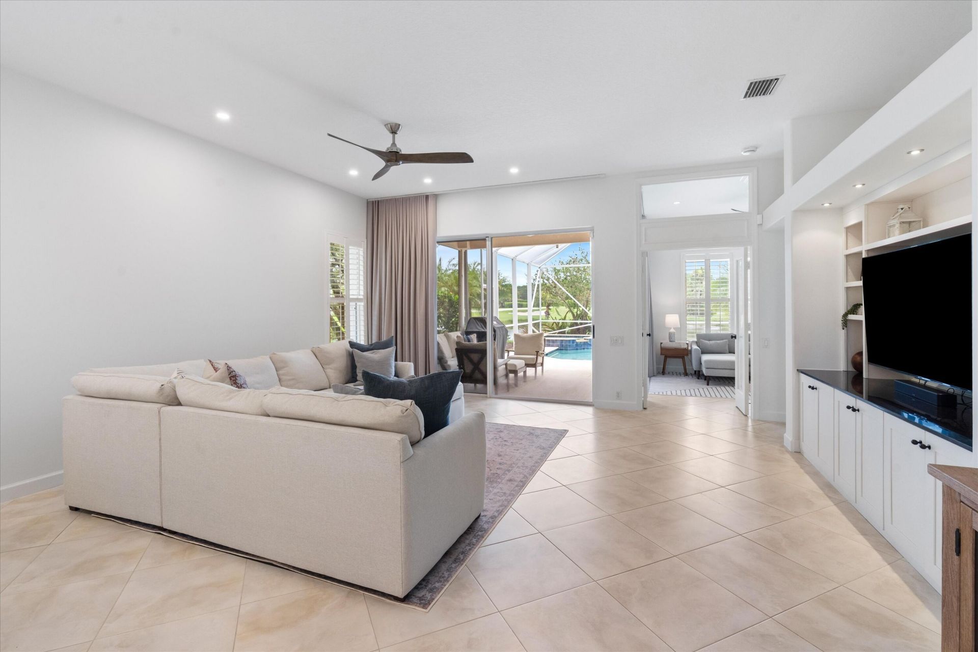 8170 Bob-o-link Drive, West Palm Beach, FL 33412 Photo