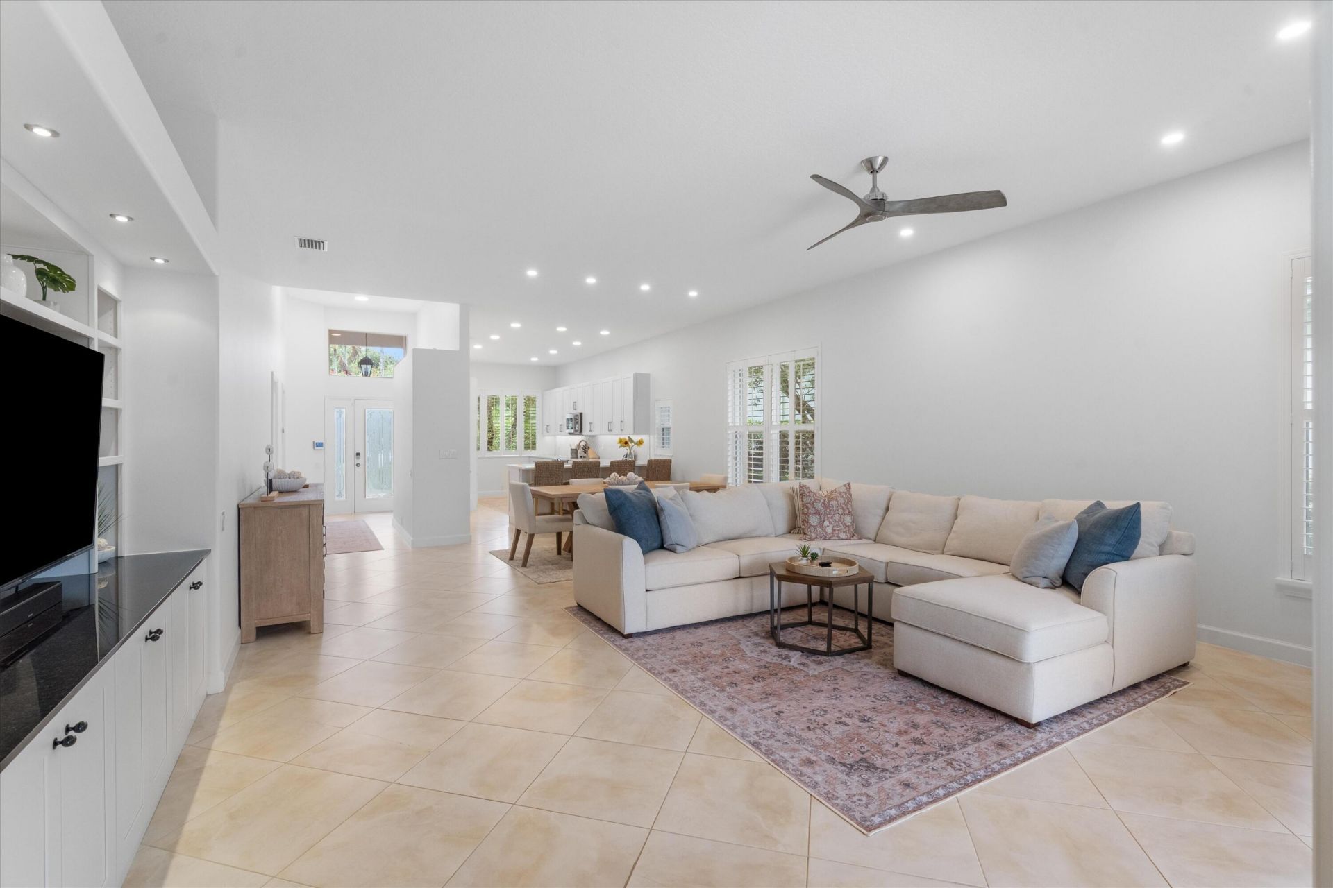 8170 Bob-o-link Drive, West Palm Beach, FL 33412 Photo