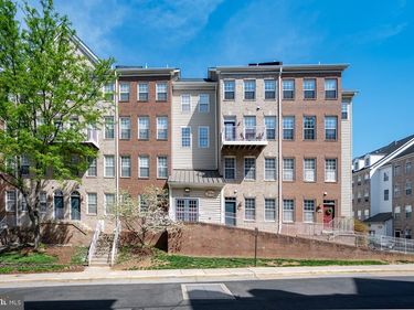 2664 MANHATTAN PLACE, Unit 305, VIENNA, VA 22180