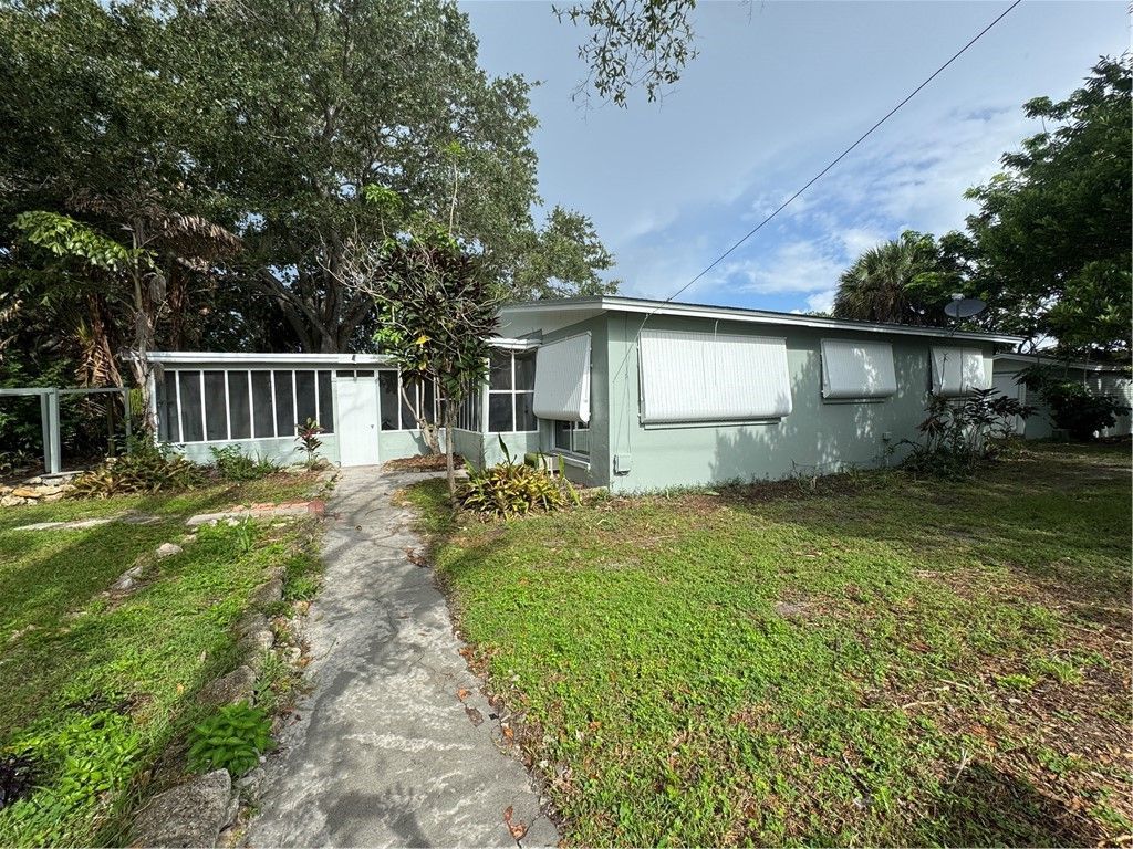 1302 14th Place, Vero Beach, FL 32960 Photo