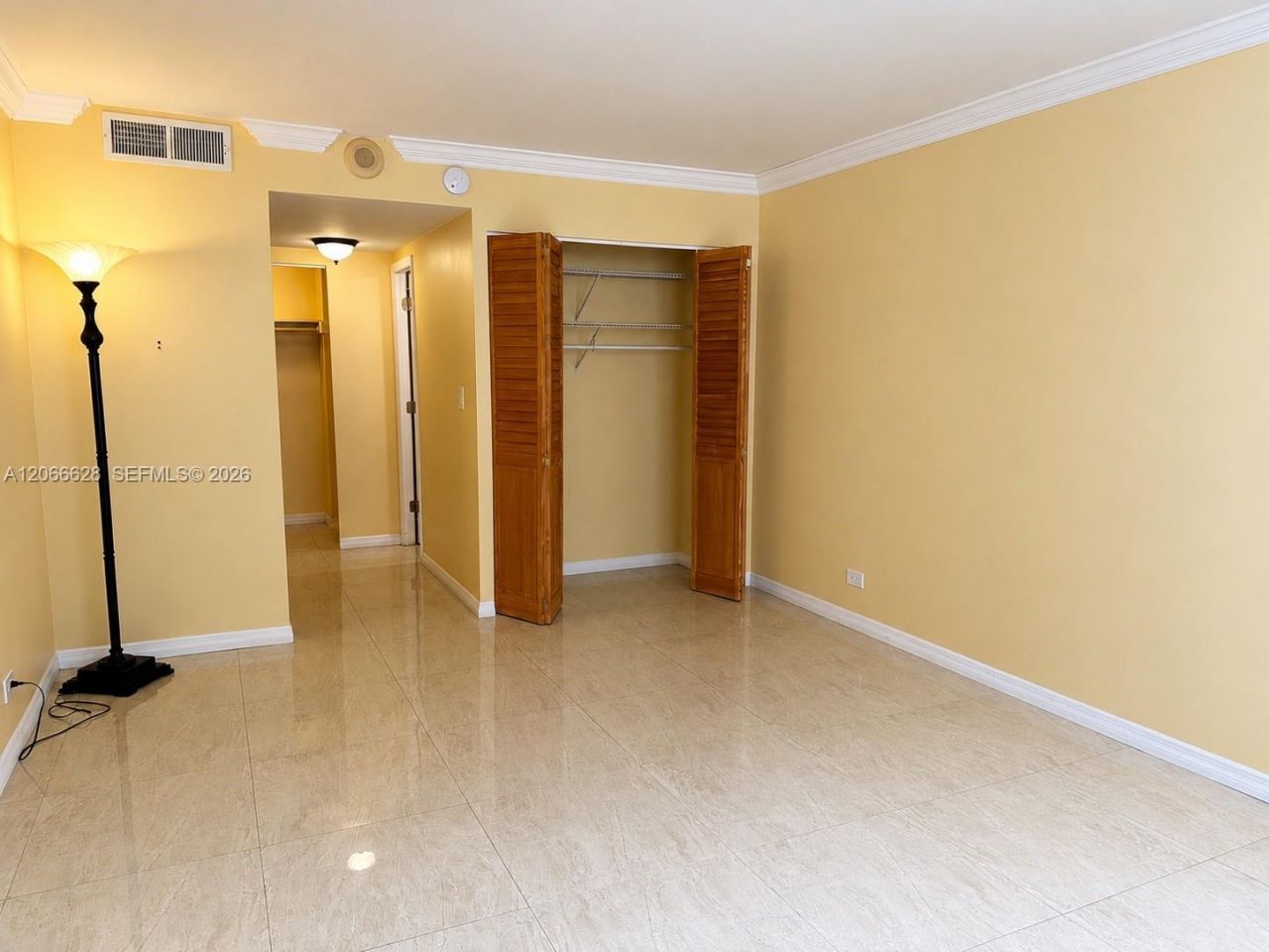 251 174th St , Unit 706, Sunny Isles Beach, FL 33160 Photo
