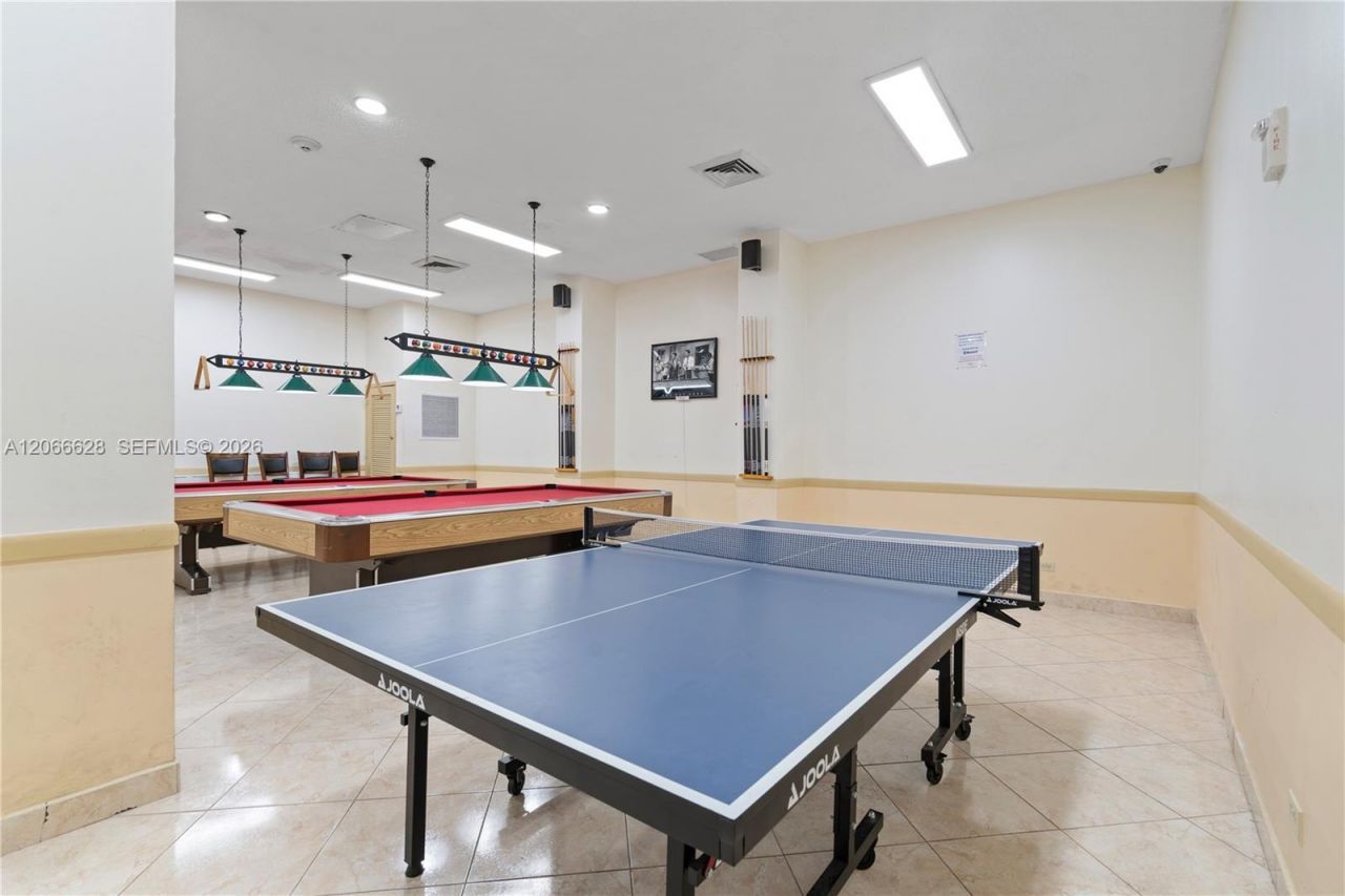 251 174th St , Unit 706, Sunny Isles Beach, FL 33160 Photo
