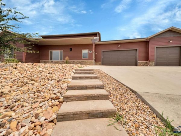 5920 BENDT DR, Rapid City, SD 57702