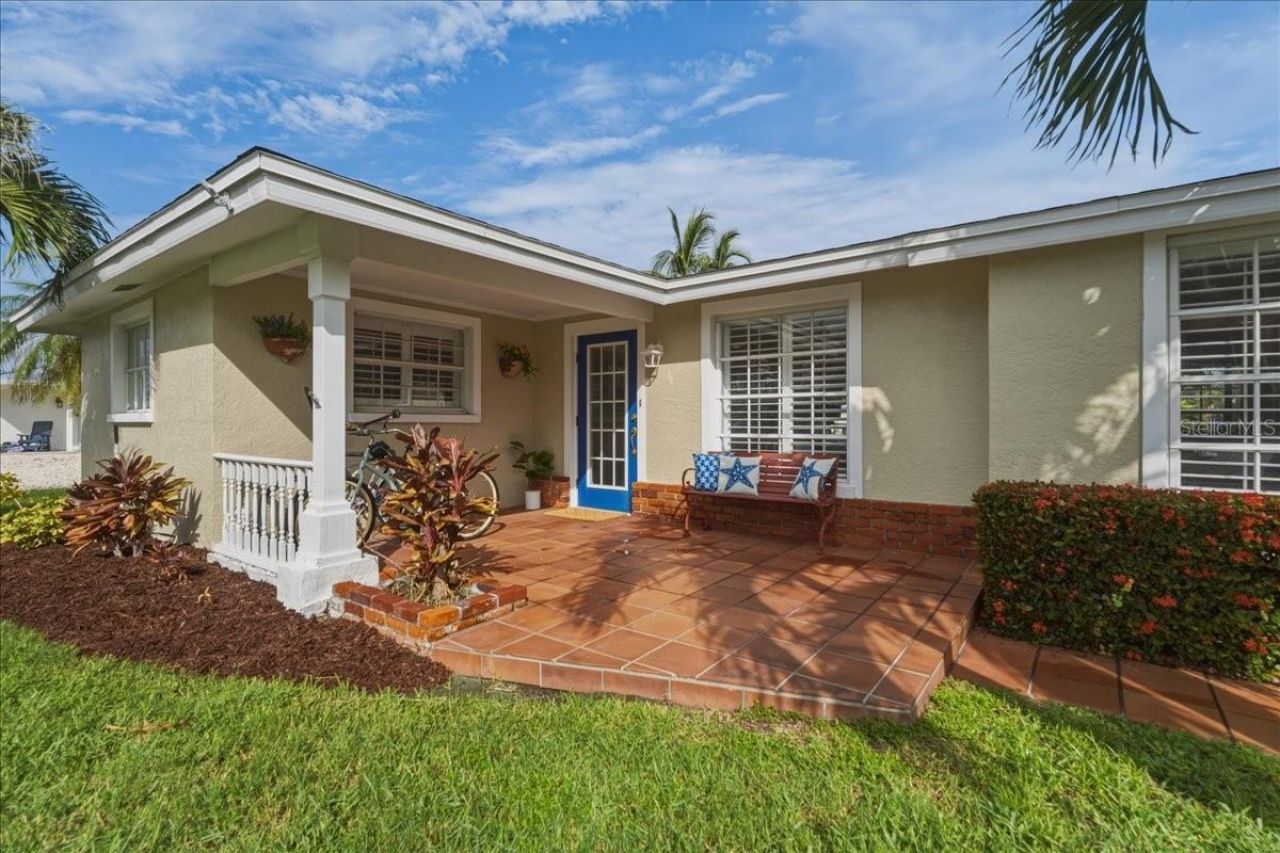 508 83rd Street, Holmes Beach, FL 34217 Photo