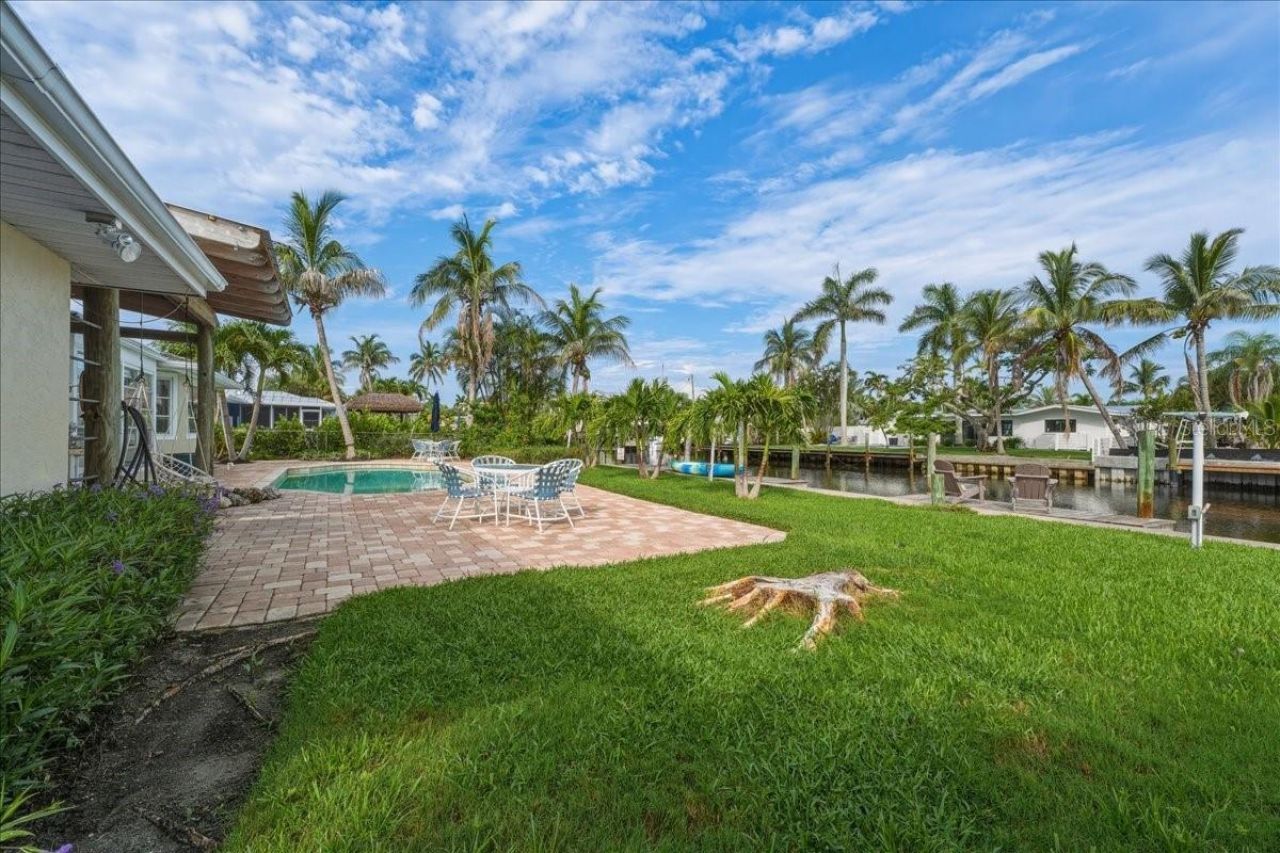 508 83rd Street, Holmes Beach, FL 34217 Photo
