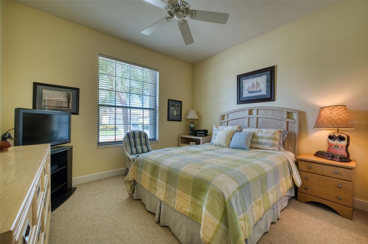 8053 Stirling Falls Circle, Sarasota, FL 34243 Photo