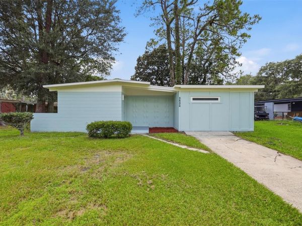 2832 NE 11TH TERRACE , GAINESVILLE, FL 32609