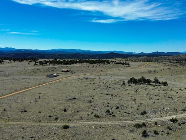 85 Pinevalley Road , Cotopaxi, CO 81223
