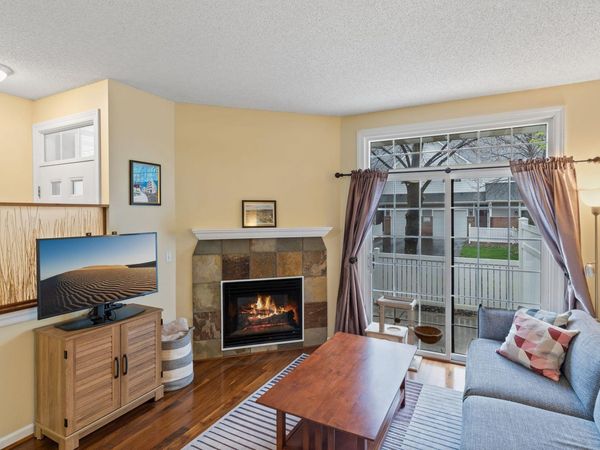 17918 Cobblestone Way, Eden Prairie, MN 55347