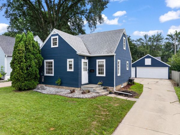1202 12th Avenue NE, Rochester, MN 55906
