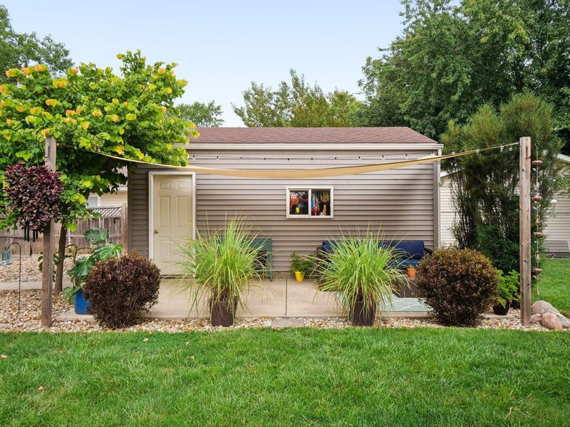 264 Carilla Lane, Columbus, OH 43228 Photo 38
