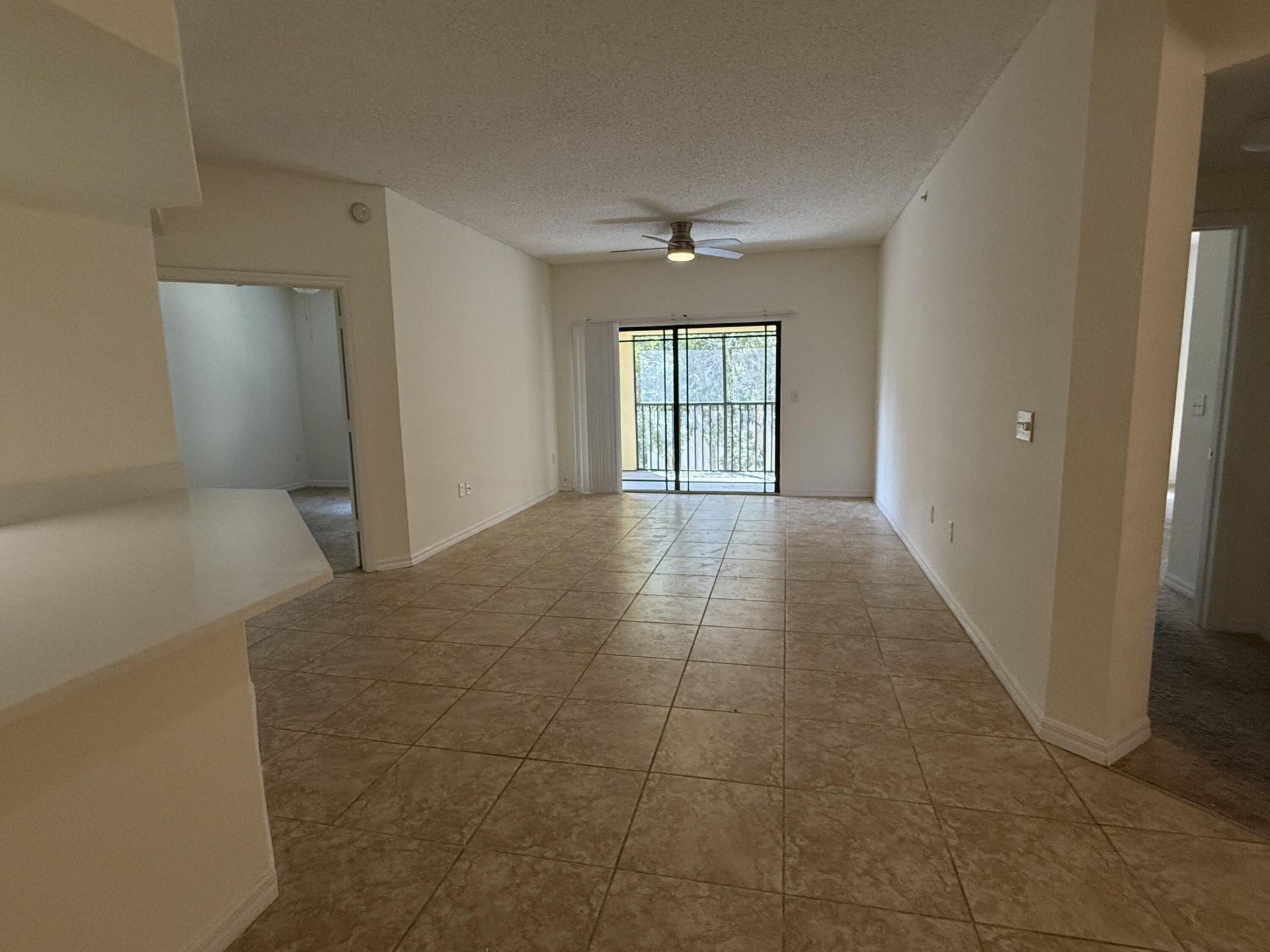 3020 Alcazar Place, Unit 303, Palm Beach Gardens, FL 33410 Photo
