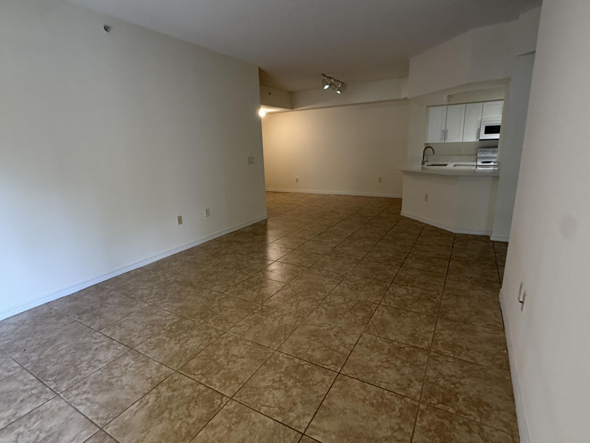 3020 Alcazar Place, Unit 303, Palm Beach Gardens, FL 33410 Photo
