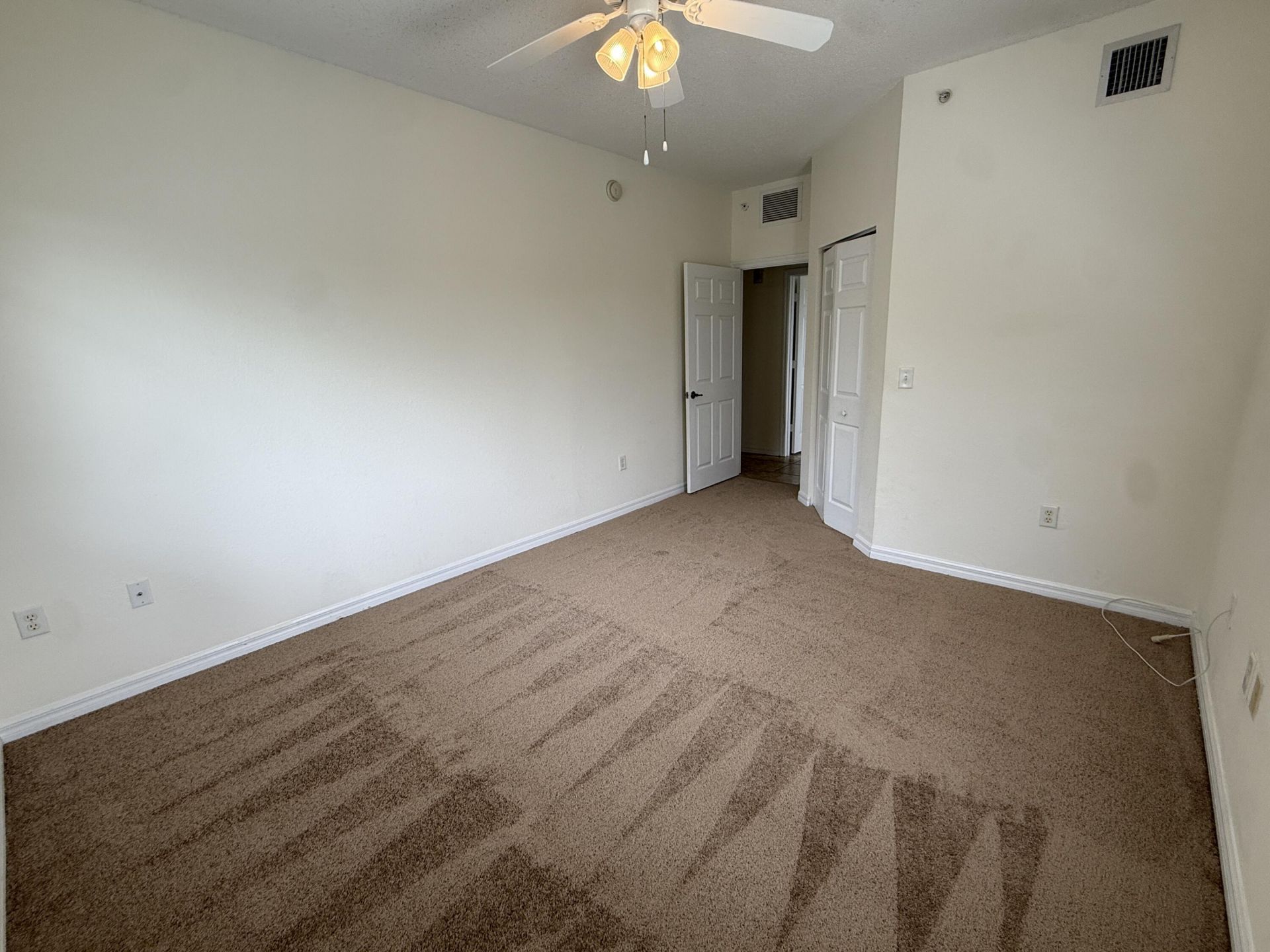 3020 Alcazar Place, Unit 303, Palm Beach Gardens, FL 33410 Photo