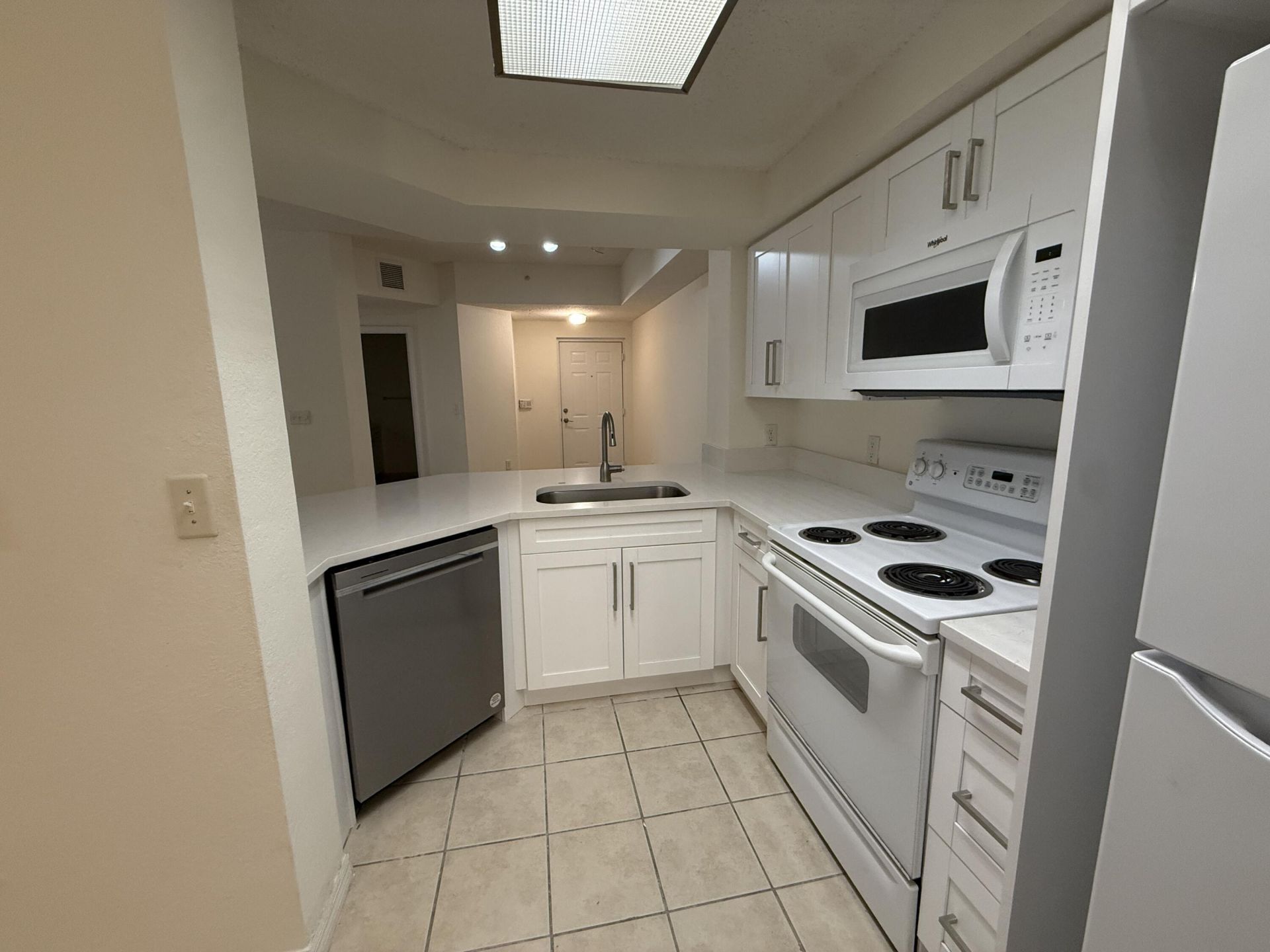 3020 Alcazar Place, Unit 303, Palm Beach Gardens, FL 33410 Photo