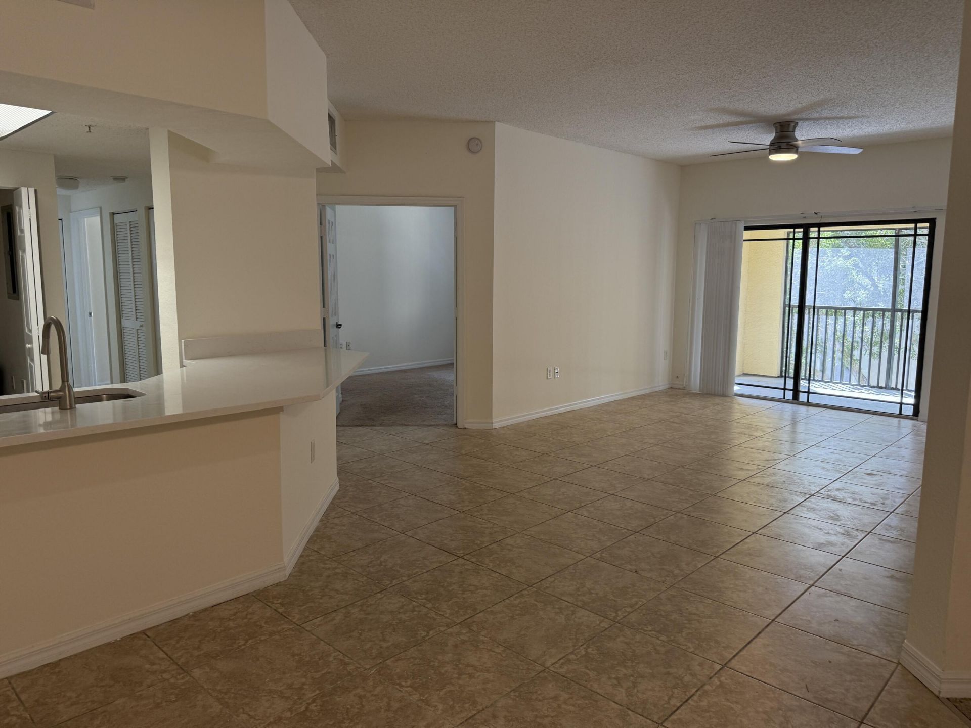 3020 Alcazar Place, Unit 303, Palm Beach Gardens, FL 33410 Photo