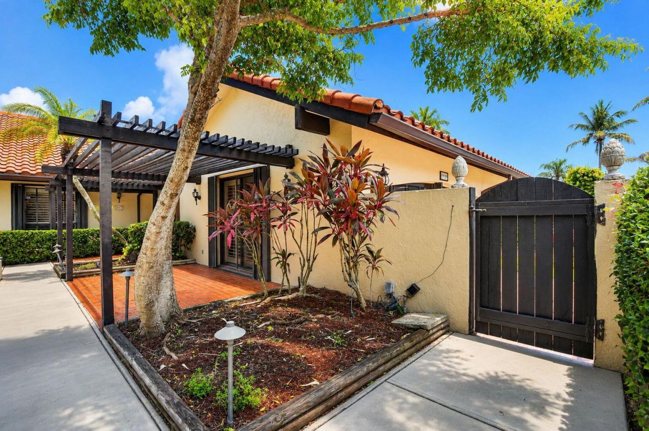 21718 San Simeon Circle, Boca Raton, FL 33433 Photo
