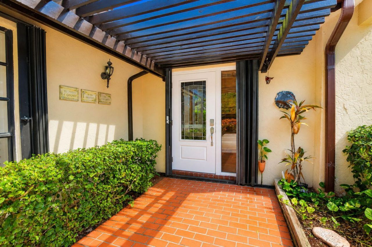 21718 San Simeon Circle, Boca Raton, FL 33433 Photo