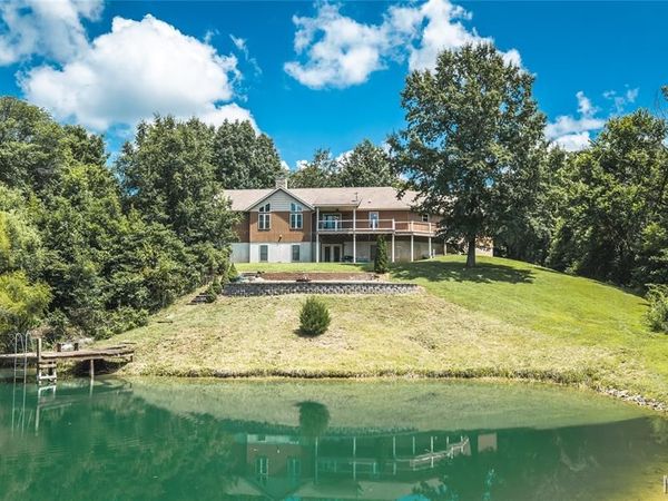 33701 Crystal Lake Road, Brighton, IL 62012