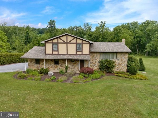 88 CONRAD ROAD, FLEETWOOD, PA 19522