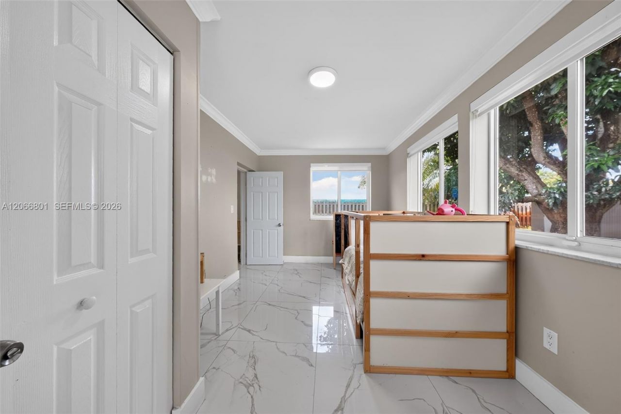 7304 Mckinley St , Hollywood, FL 33024 Photo