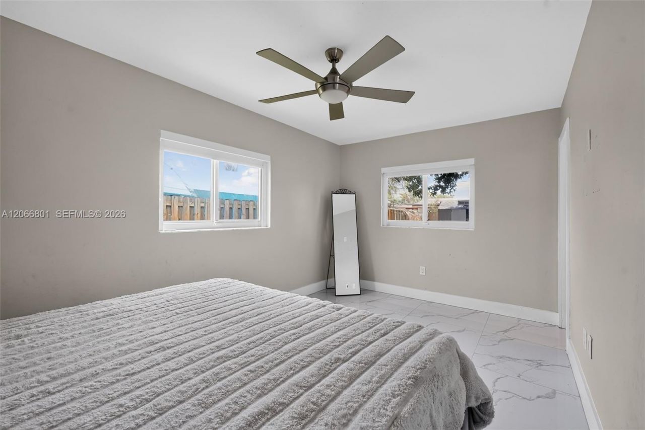 7304 Mckinley St , Hollywood, FL 33024 Photo