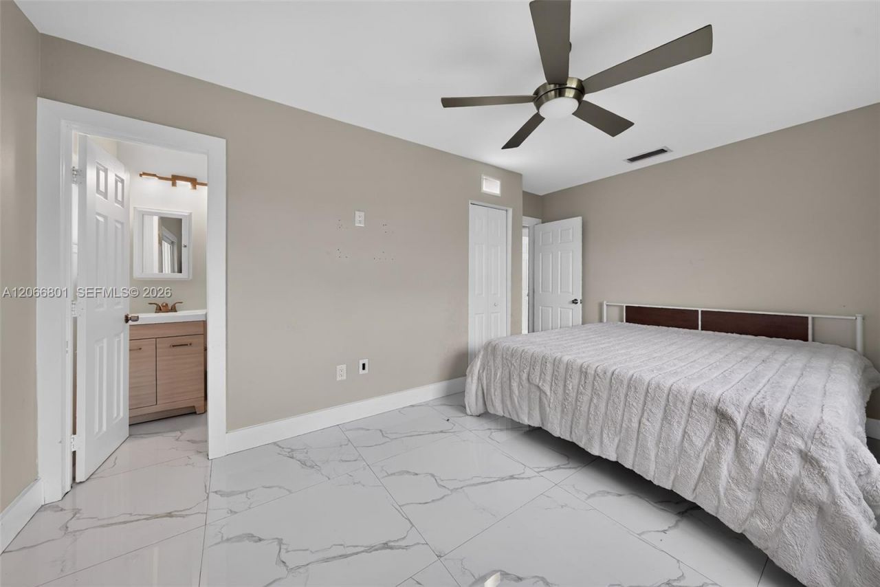 7304 Mckinley St , Hollywood, FL 33024 Photo
