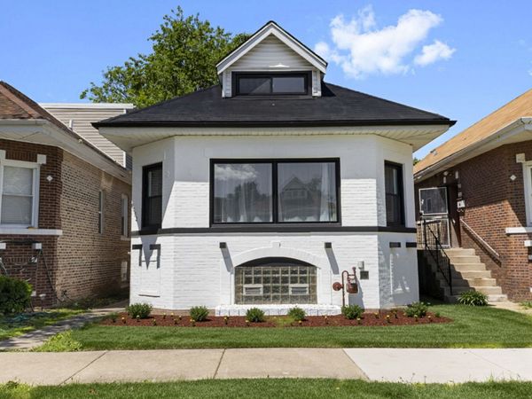 8052 S Harvard Avenue , Chicago, IL 60620