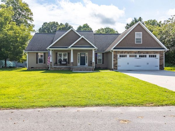 11418 Spring Street, Soddy Daisy, TN 37379