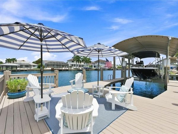 383 SEABEE AVE, NAPLES, FL 34108