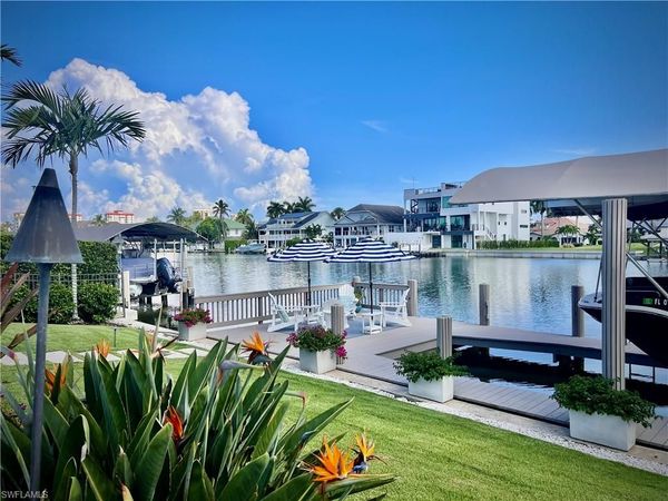 383 SEABEE AVE, NAPLES, FL 34108