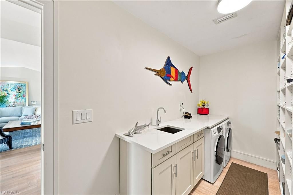 383 Seabee Ave, Naples, FL 34108 Photo