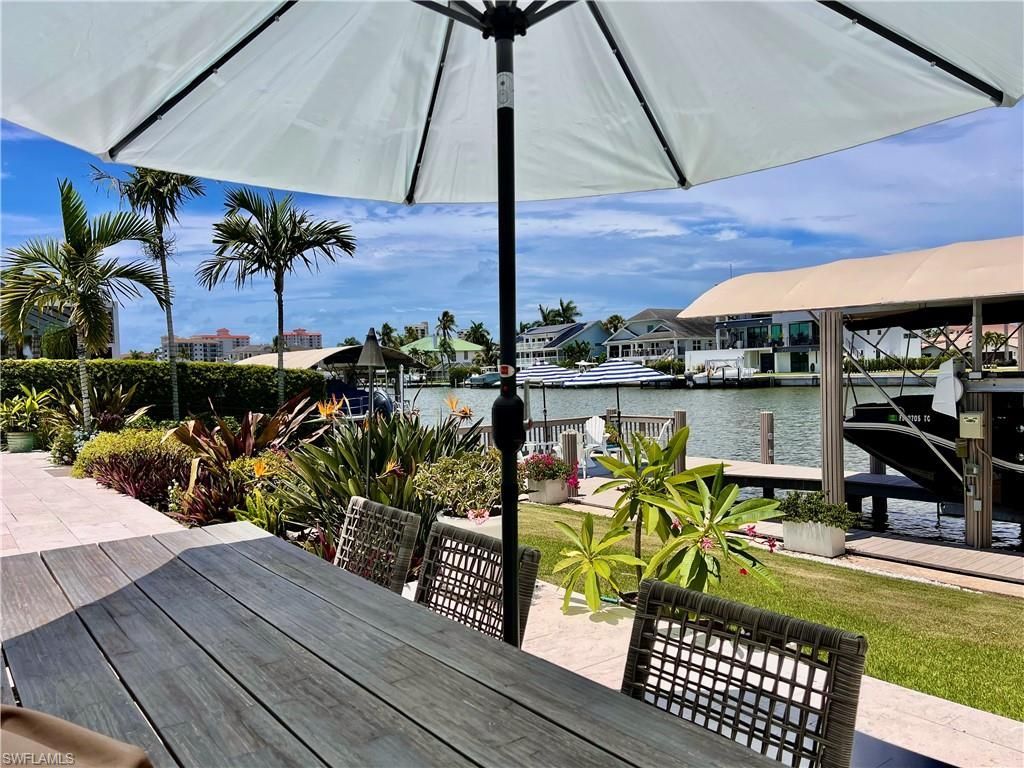 383 Seabee Ave, Naples, FL 34108 Photo