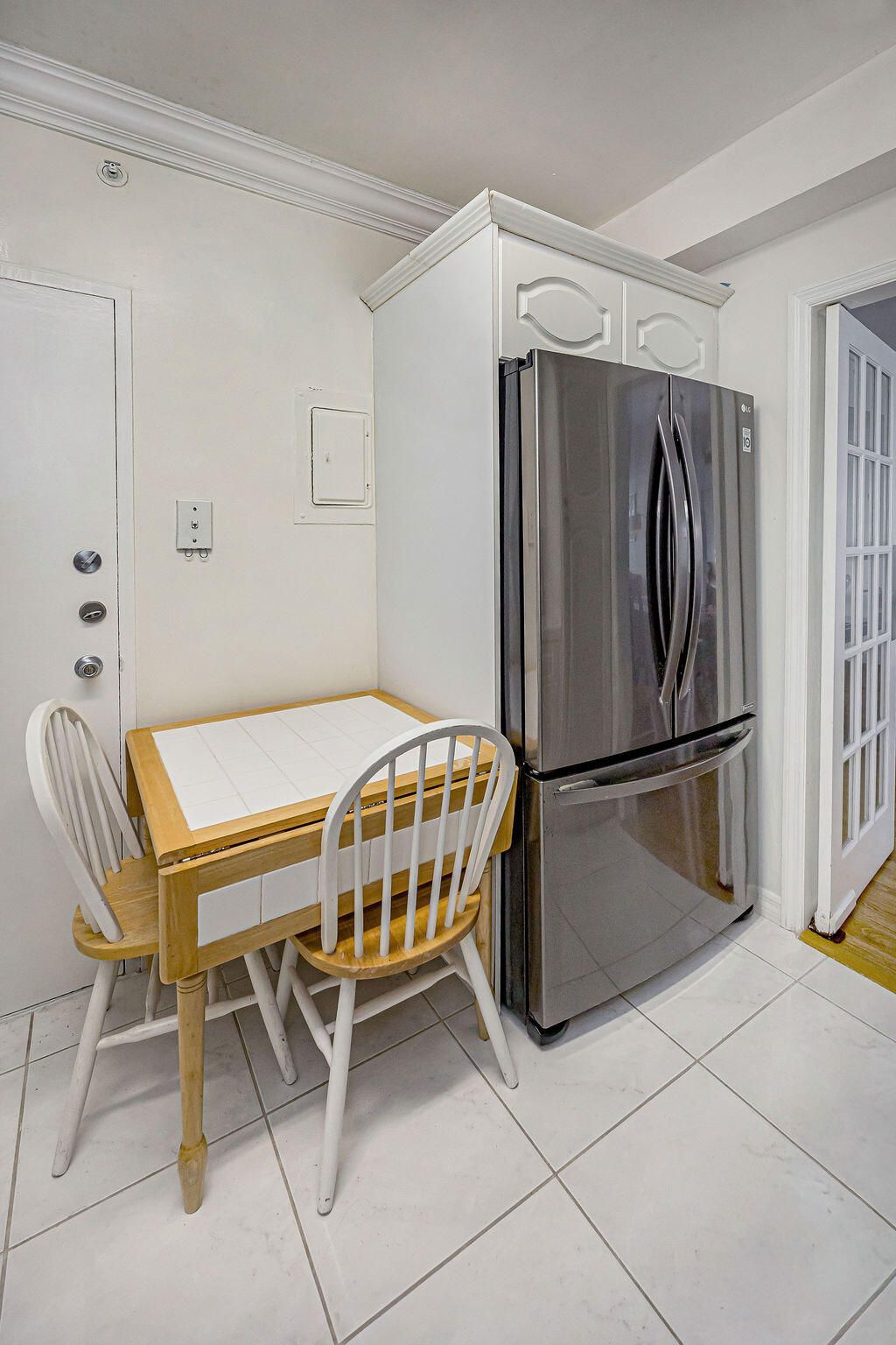 5601 Collins Avenue, Miami Beach, FL 33140 Photo