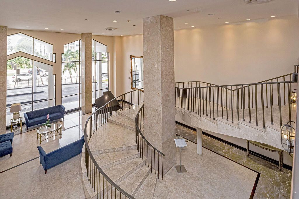 5601 Collins Avenue, Miami Beach, FL 33140 Photo